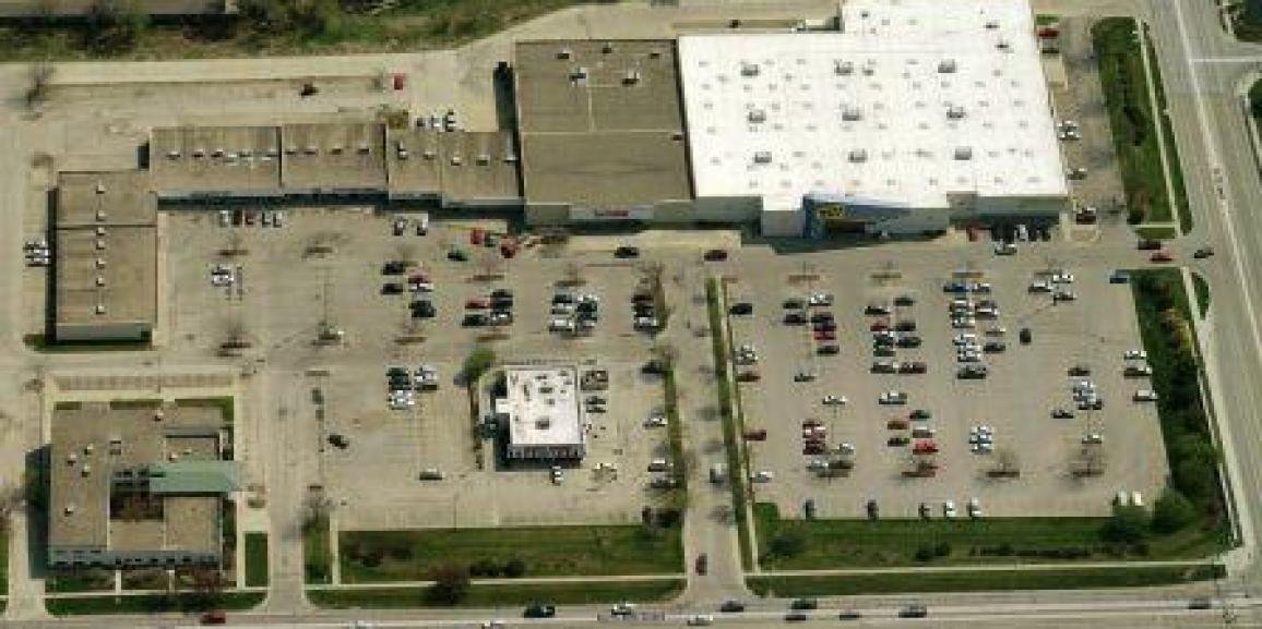 Investors Realty Arranges $16.8M Sale of Centro Plaza in Lincoln, Neb.